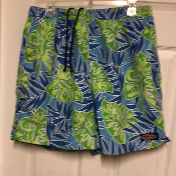 Vineyard Vines Other - Vineyard Vines men Swim Trunks Tropical